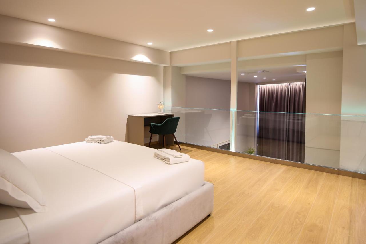Toto Hotel & Apartments Radhimë Esterno foto
